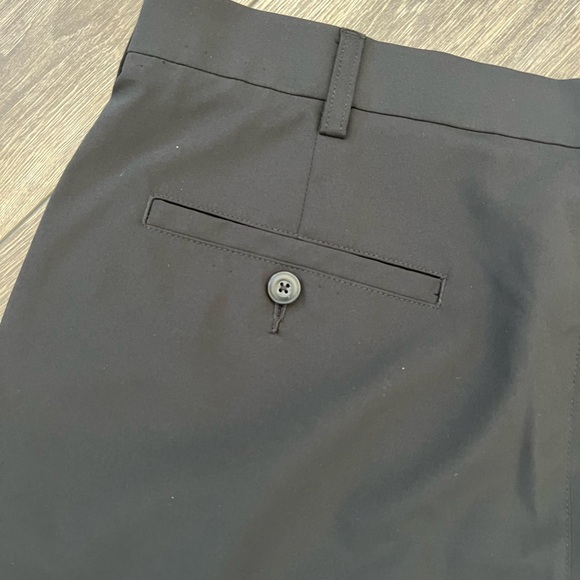PGA Tour Men's Black Performance Golf Shorts Black - Picture 6 of 7
